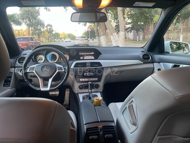 Mercedes C 250 2013, 284,000 km - 1.8 л - Beyləqan