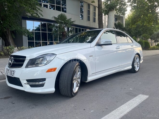 Mercedes C 250 2013, 284,000 km - 1.8 л - Beyləqan