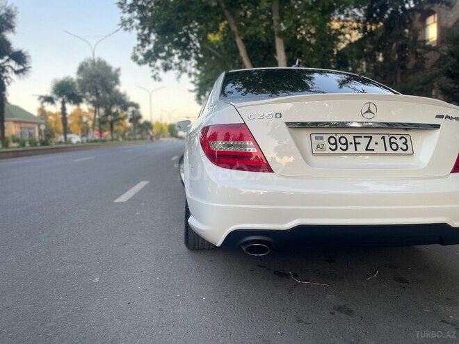 Mercedes C 250 2013, 284,000 km - 1.8 л - Beyləqan