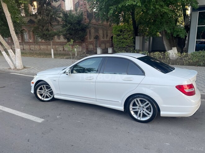 Mercedes C 250 2013, 284,000 km - 1.8 л - Beyləqan