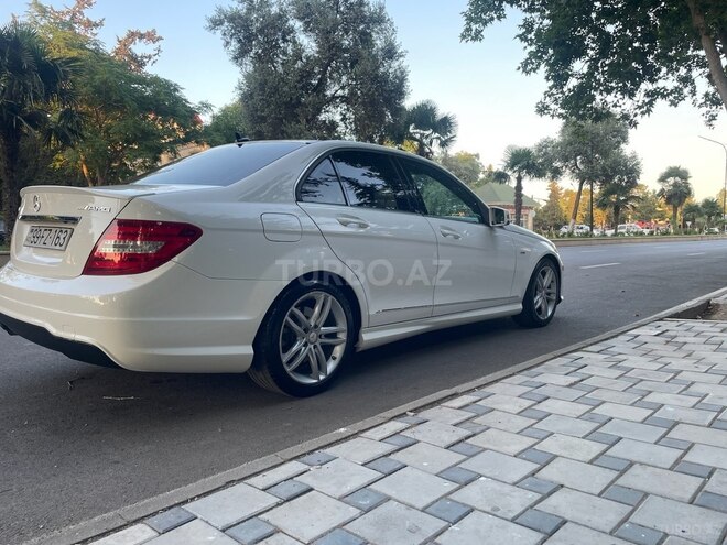 Mercedes C 250 2013, 284,000 km - 1.8 л - Beyləqan