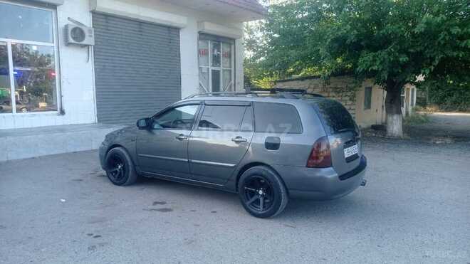 Toyota Corolla 2006, 300,000 km - 1.4 l - Beyləqan
