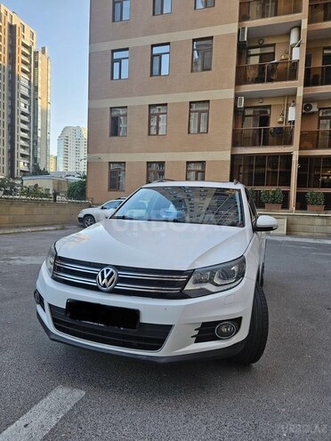 Volkswagen Tiguan 2011, 250,000 km - 2.0 l - Bakı