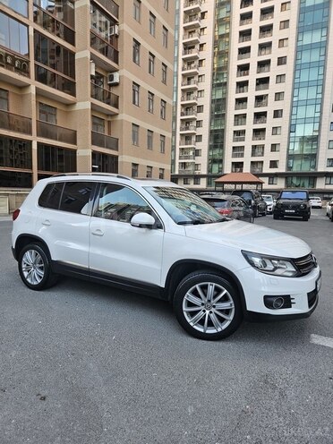 Volkswagen Tiguan 2011, 250,000 km - 2.0 l - Bakı