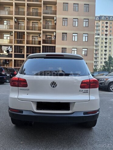 Volkswagen Tiguan 2011, 250,000 km - 2.0 l - Bakı
