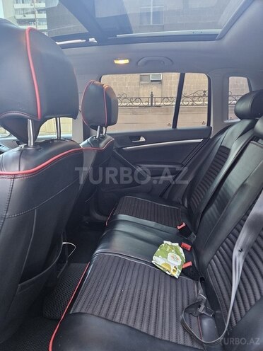 Volkswagen Tiguan 2011, 250,000 km - 2.0 l - Bakı