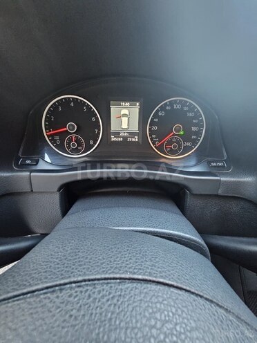 Volkswagen Tiguan 2011, 250,000 km - 2.0 l - Bakı