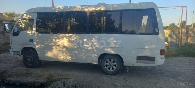 Hyundai  1998, 872,222 km - 3.0 l - Salyan