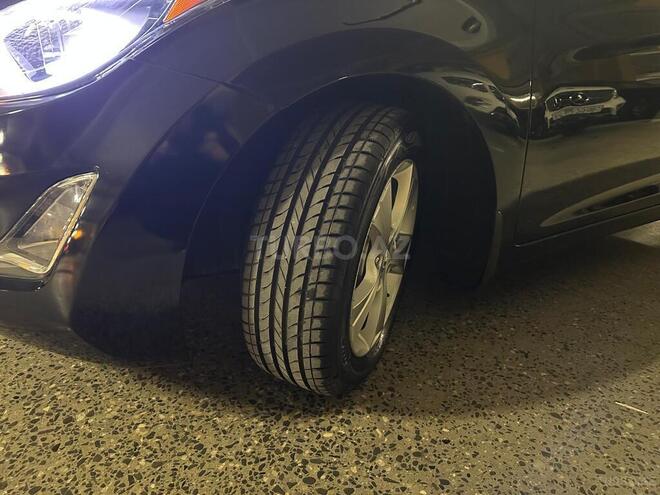 Hyundai Elantra 2015, 99,000 km - 1.8 l - Bakı