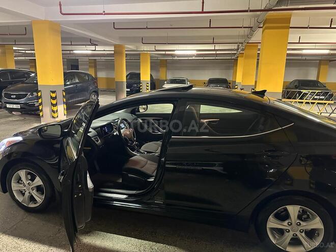 Hyundai Elantra 2015, 99,000 km - 1.8 l - Bakı