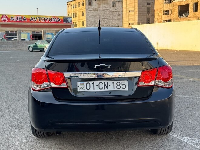 Chevrolet Cruze-9