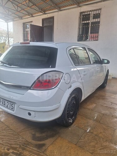 Opel Astra 2005, 330,000 km - 1.3 l - Bakı
