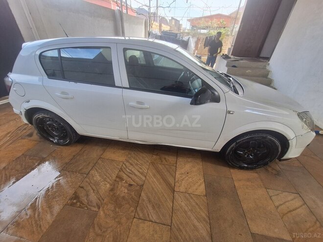 Opel Astra 2005, 330,000 km - 1.3 l - Bakı