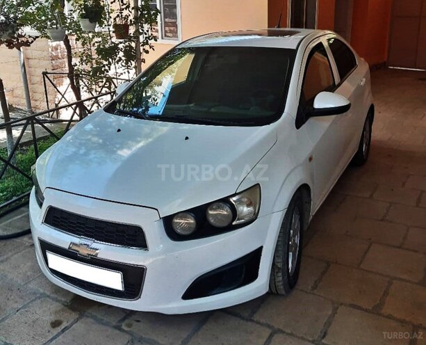 Chevrolet Aveo-3