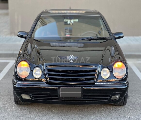 Mercedes E 280 1999, 215,300 km - 2.8 l - Sumqayıt