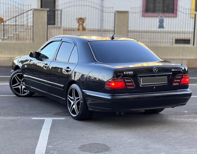 Mercedes E 280 1999, 215,300 km - 2.8 l - Sumqayıt