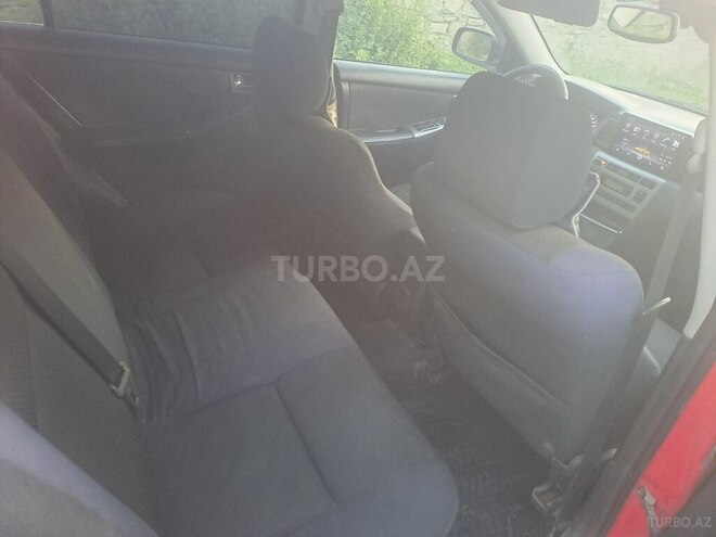 Toyota Corolla 2005, 260,000 km - 1.4 l - Quba