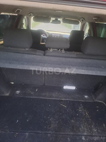 Toyota Corolla 2005, 260,000 km - 1.4 l - Quba