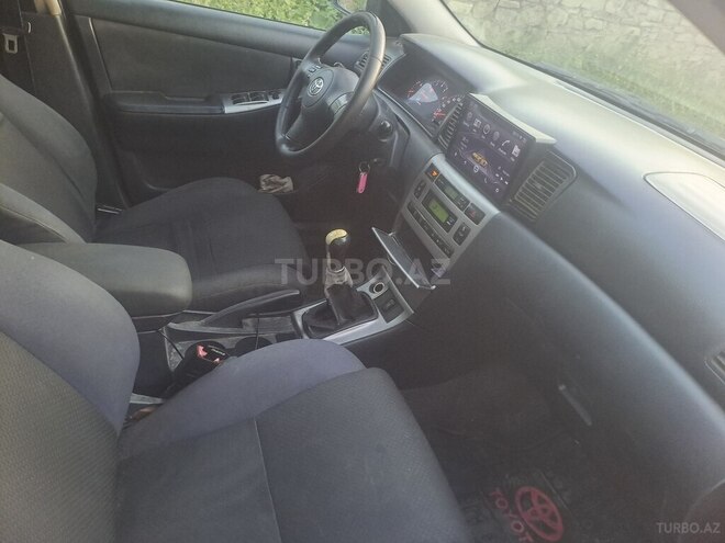 Toyota Corolla 2005, 260,000 km - 1.4 l - Quba