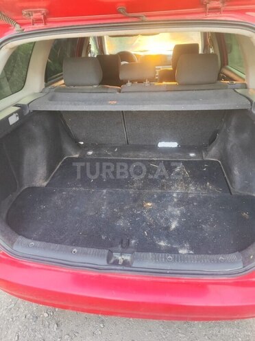 Toyota Corolla 2005, 260,000 km - 1.4 l - Quba