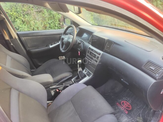 Toyota Corolla 2005, 260,000 km - 1.4 l - Quba