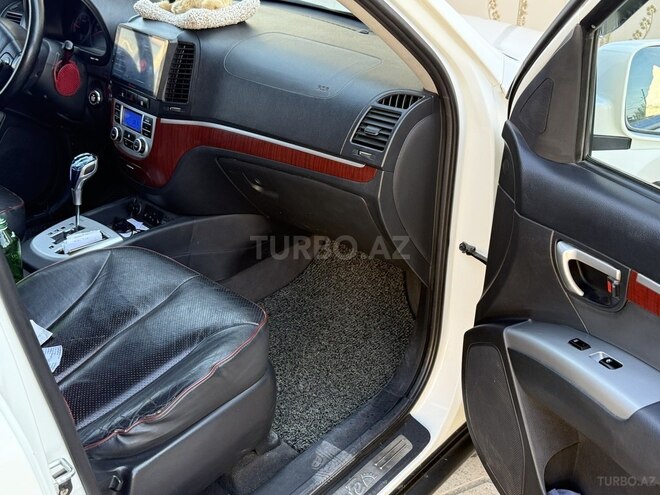 Hyundai Santa Fe-7