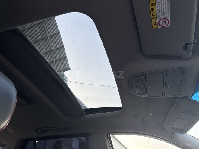 Hyundai Santa Fe-10