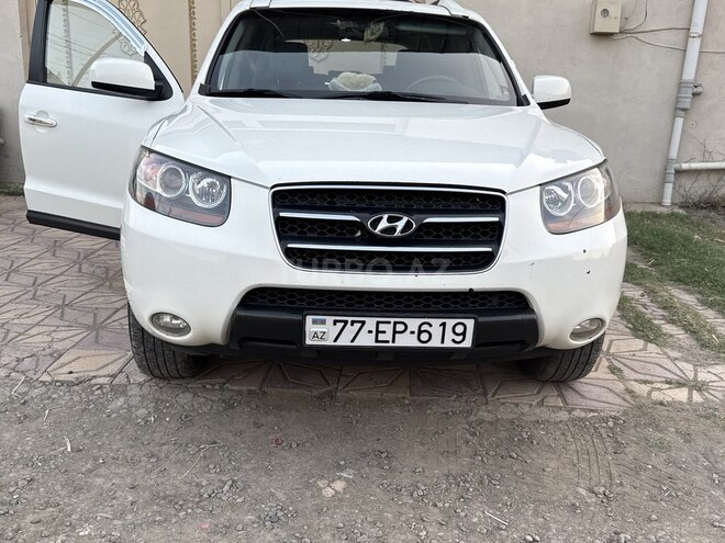 Hyundai Santa Fe-1