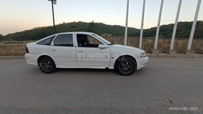 Opel Astra 1996, 150,000 km - 1.7 l - Quba