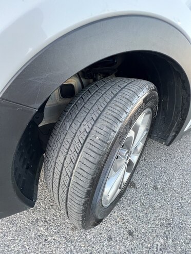 Hyundai Santa Fe-13