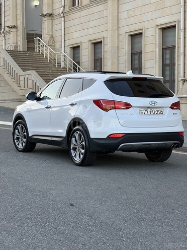 Hyundai Santa Fe-5