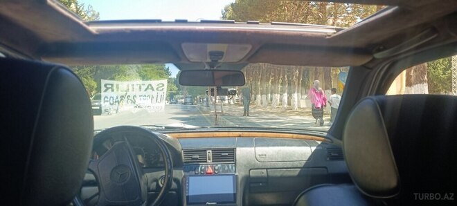 Mercedes C 230 1997, 61,551 km - 2.3 л - Bakı