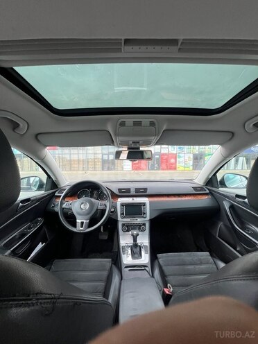 Volkswagen Passat 2010, 199,000 km - 1.8 l - Bakı