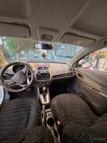 Chevrolet Cobalt-6