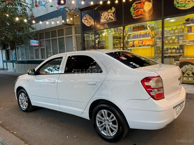 Chevrolet Cobalt-8