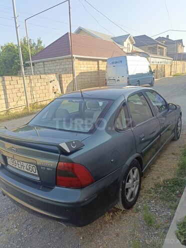 Opel Vectra 1999, 300,000 km - 2.0 l - Bakı