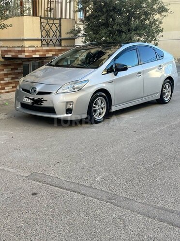 Toyota Prius-1
