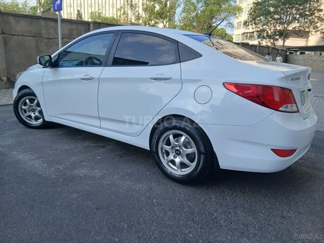 Hyundai Accent 2016, 141,622 km - 1.6 l - Bakı