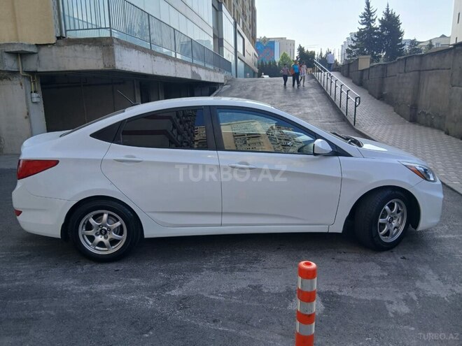 Hyundai Accent 2016, 141,622 km - 1.6 l - Bakı