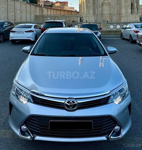 Toyota Camry-1