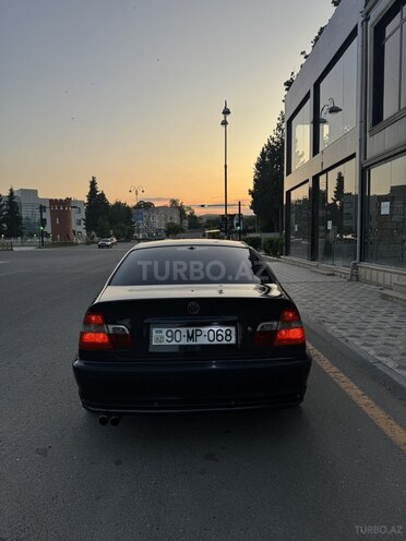 BMW 320-10