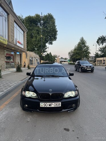 BMW 320-2