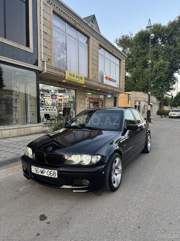 BMW 320-4