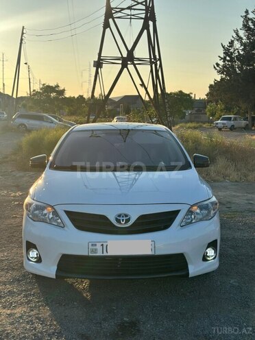 Toyota Corolla 2011, 303,000 km - 1.8 л - Bakı