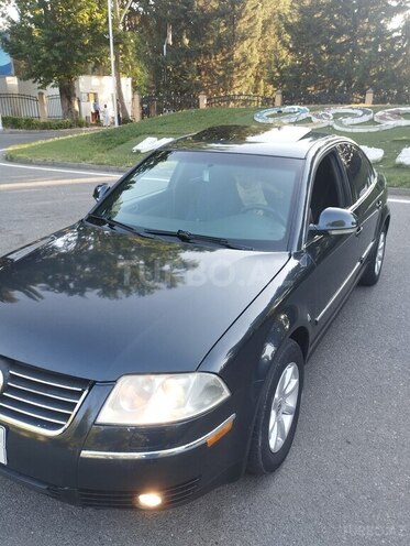 Volkswagen Passat 2003, 125,000 km - 1.8 l - Mingəçevir