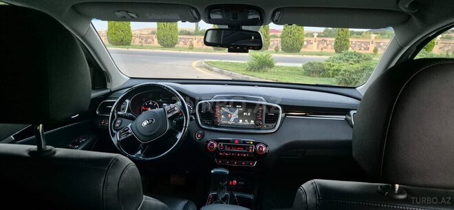 Kia Sorento 2018, 138,300 km - 2.0 l - Naftalan
