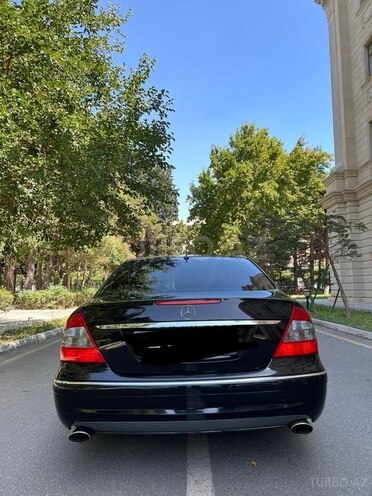 Mercedes E 280-2