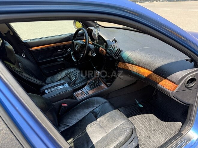 BMW 528 1997, 590,000 km - 2.8 л - Mingəçevir