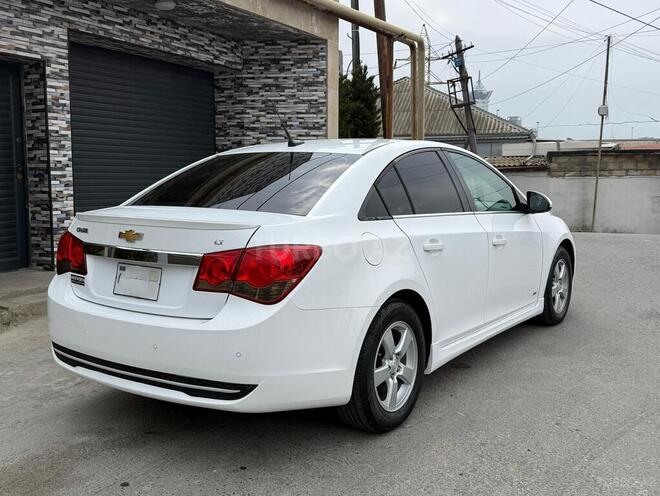 Chevrolet Cruze-2