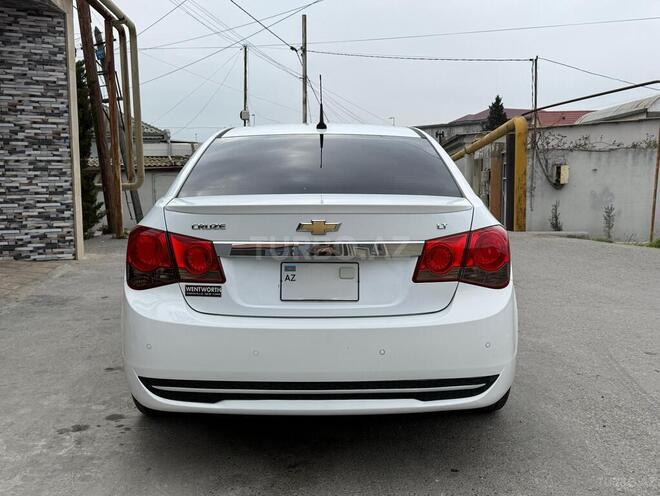 Chevrolet Cruze-8